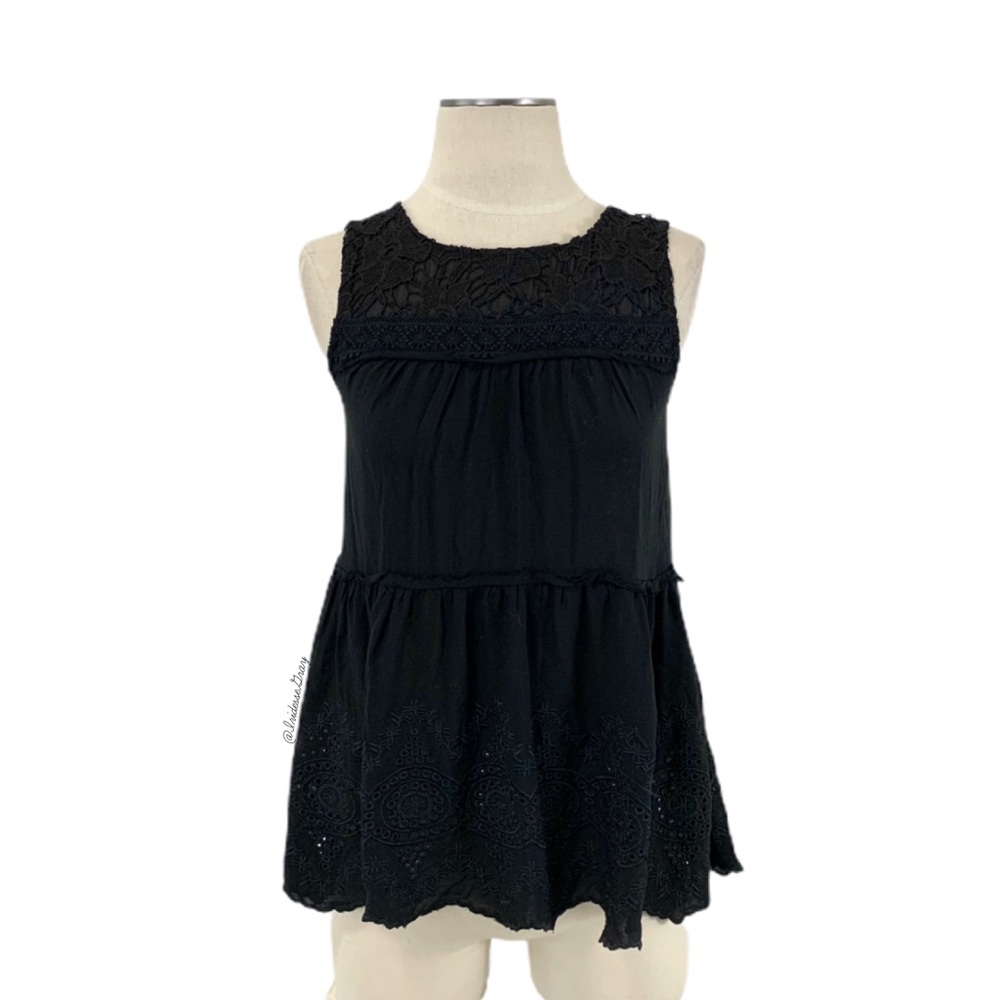 Knox Rose- Black Eyelet Peplum Top Size XS.